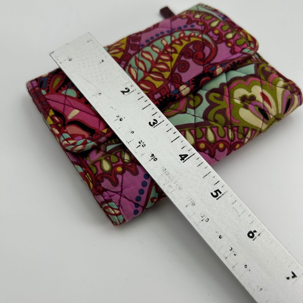 Vera Bradley Trifold Wallet Womens OS Purple Paisley Excellent‎ Quilted Cotton - Picture 5 of 5